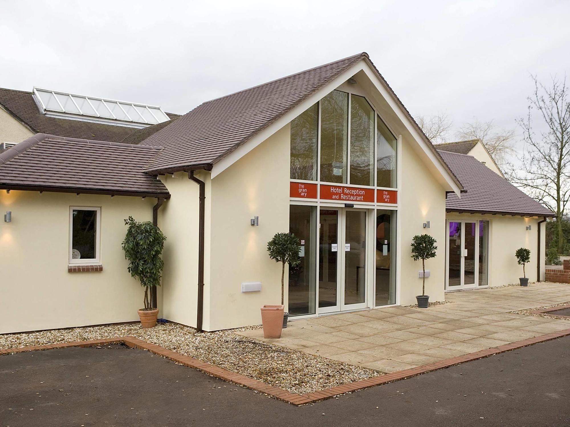 Granary Villa Kidderminster Exterior photo